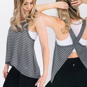 ZYIA Active Gray Nimbus Split Criss Cross Back Striped Tank Top Sz Medium EUC